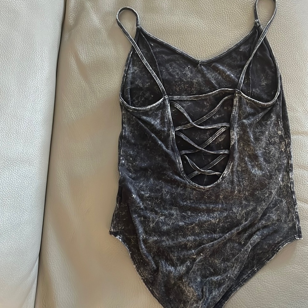 Super cute ash wash bodysuit size small